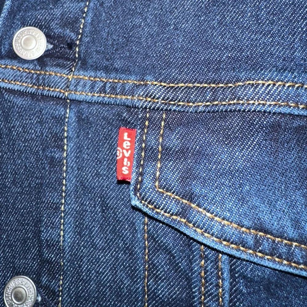 Levi's Long Sleeve Denim Trucker Jacket Mens XL Dark Blue Jean Cotton Pockets